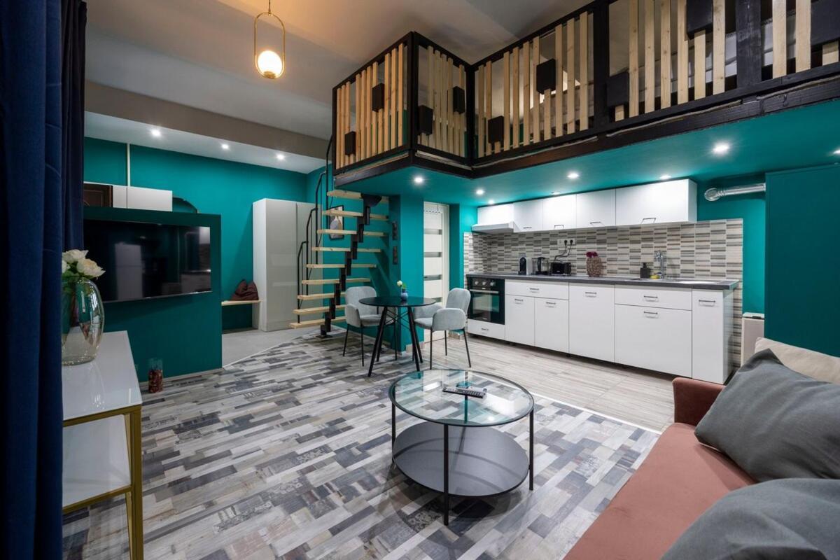 Modern In Apartamento *